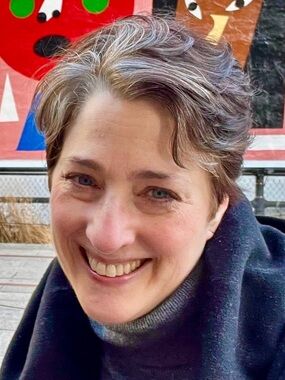 Meet your Posher, Laura